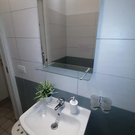 Il Vicoletto Sul Castello *